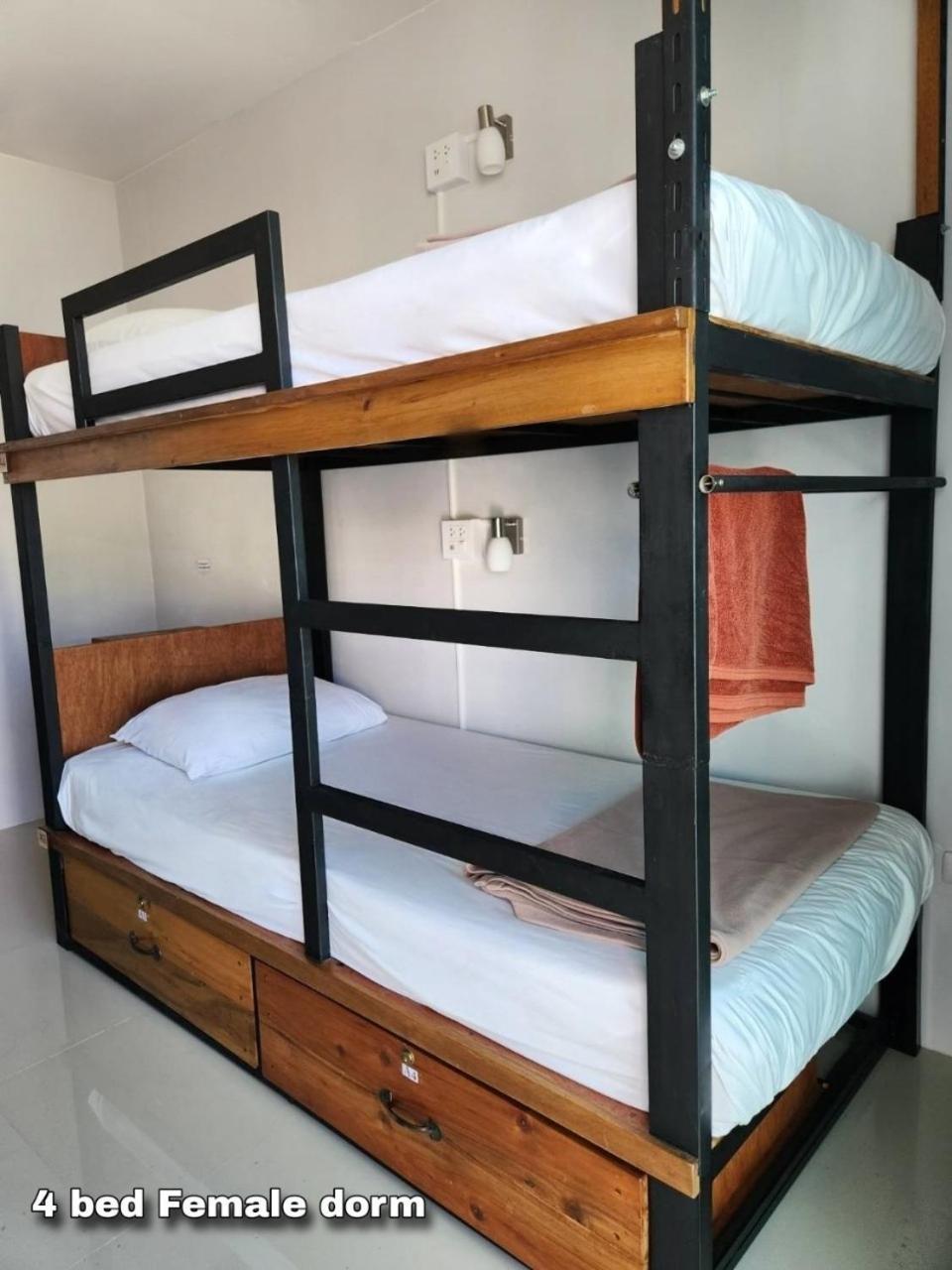 Theppahrak Hostel Khaolak Khao Lak Zewnętrze zdjęcie